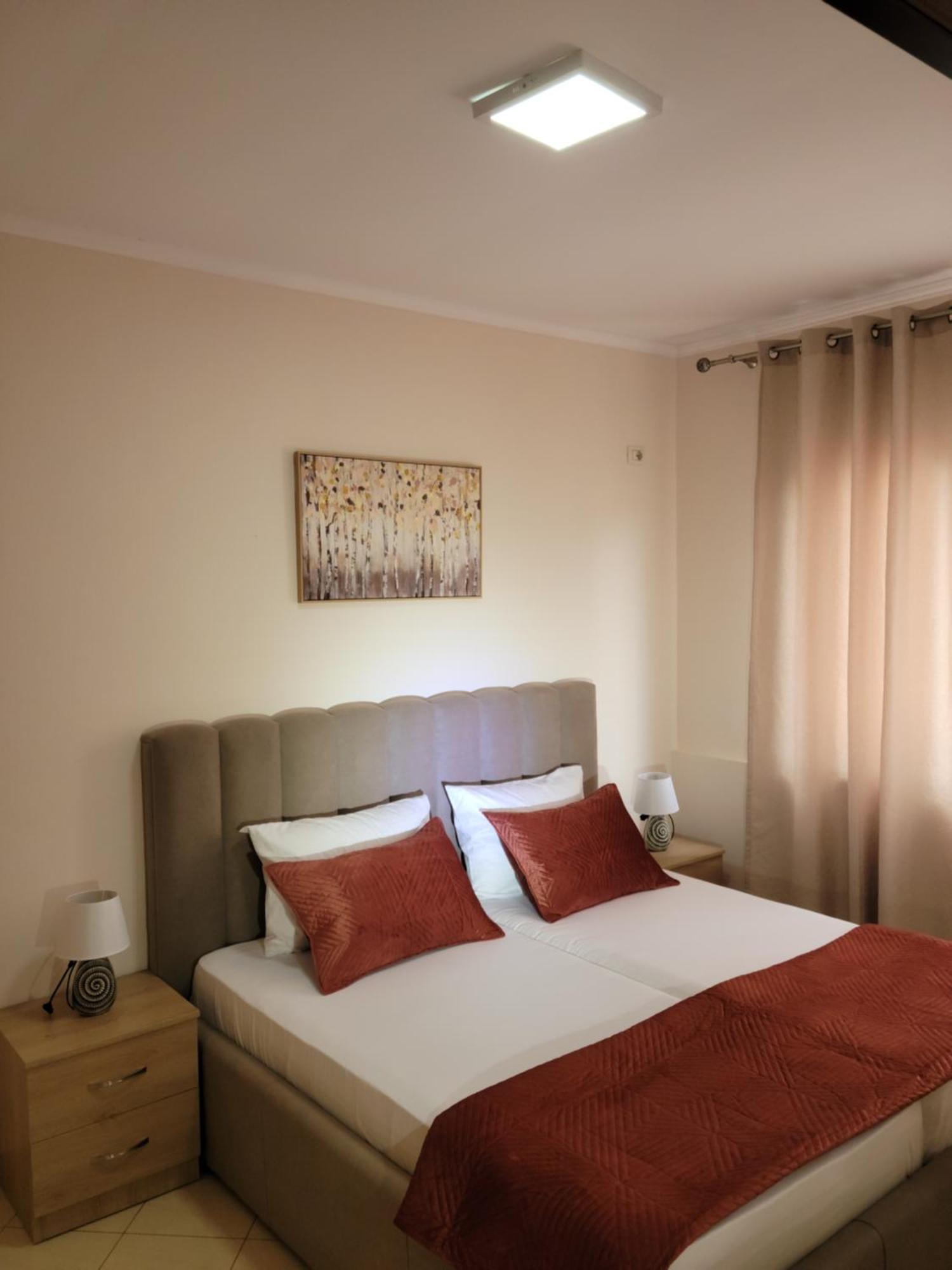 Gledis Apartment Tirana - Panoramic City Terrace Extérieur photo